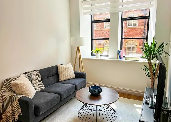 Modern Leeds Central Stay -2 Min Walk From Station