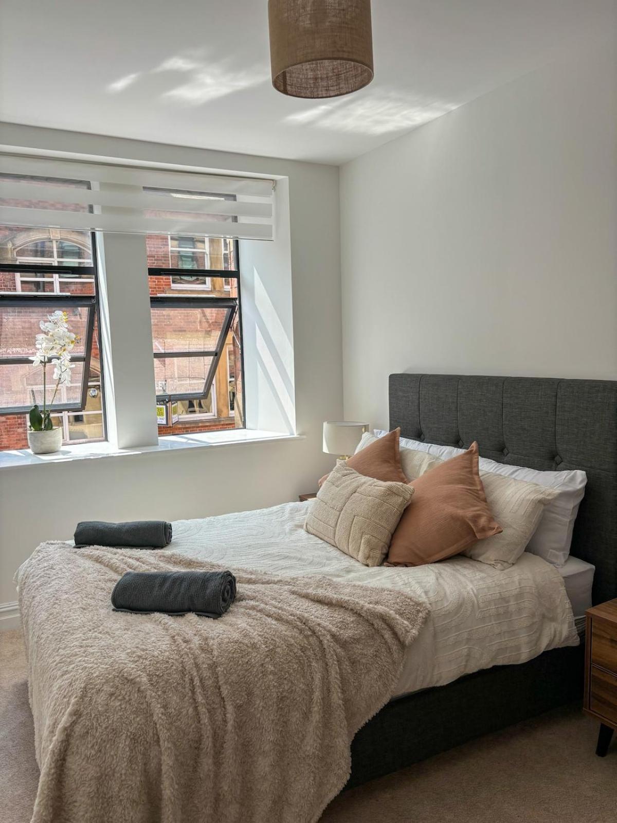 Apartment Modern -2 Min Walk From Station