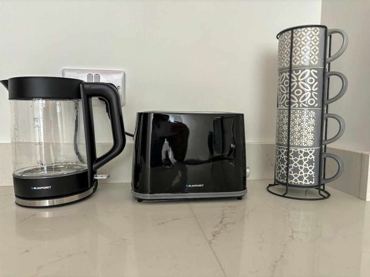 Apartment Modern -2 Min Walk From Station *